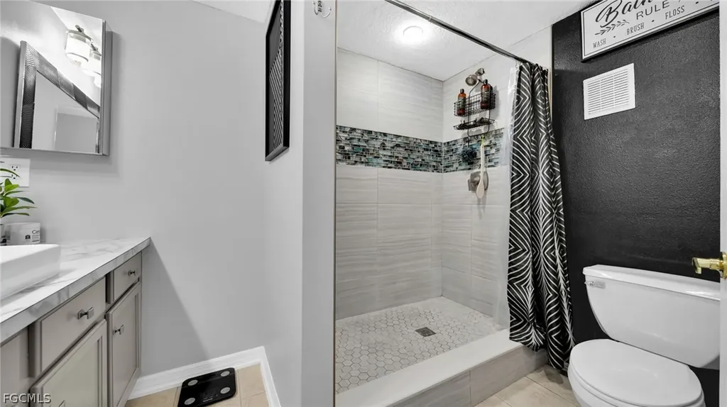 3344 N Key Drive North Fort Myers FL 33903