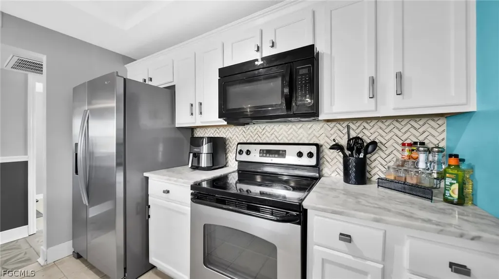 3344 N Key Drive North Fort Myers FL 33903