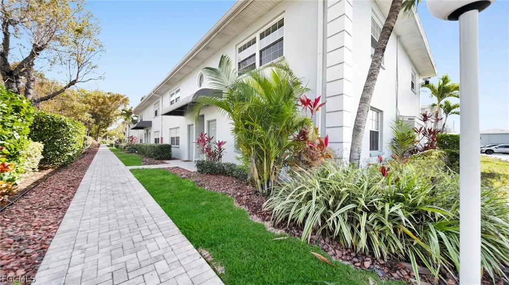3344 N Key Drive North Fort Myers FL 33903