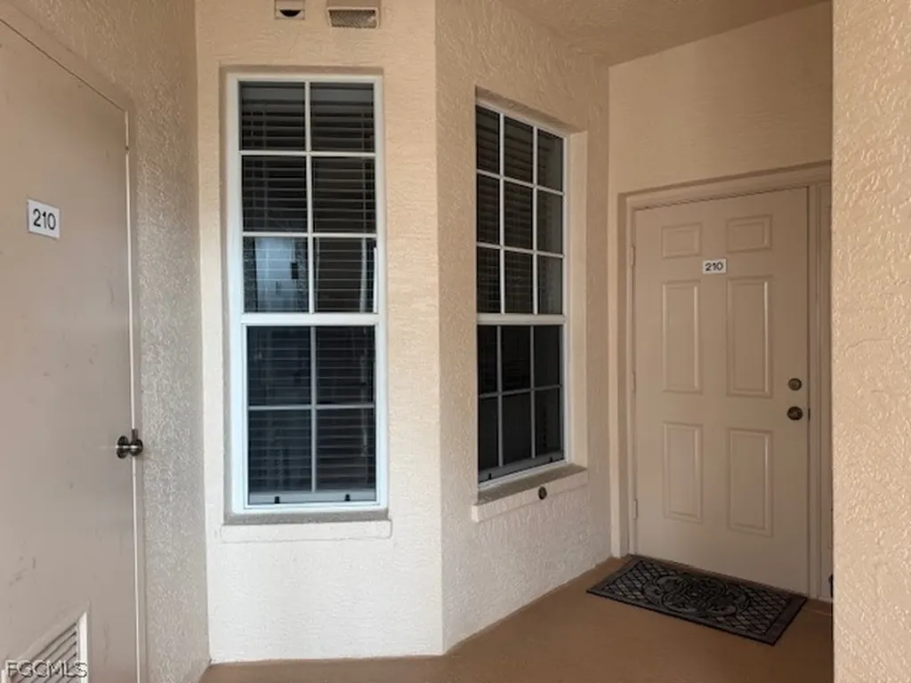 17020 Willowcrest Way Fort Myers FL 33908