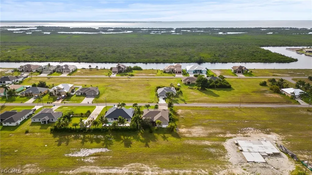 2727 NW 45th Place Cape Coral FL 33993