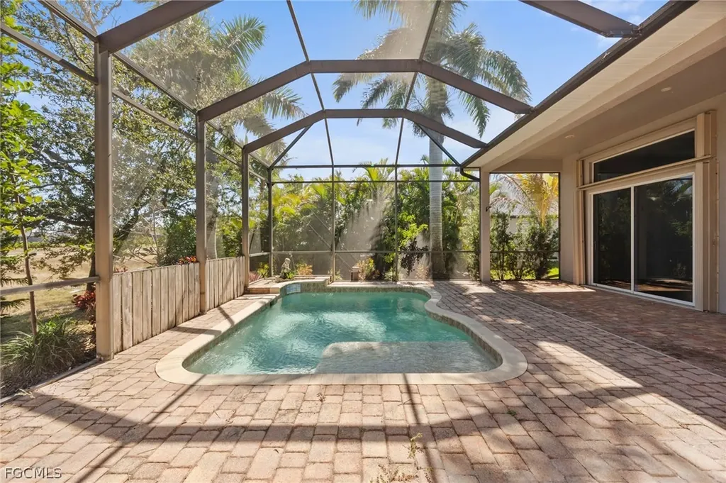 2727 NW 45th Place Cape Coral FL 33993