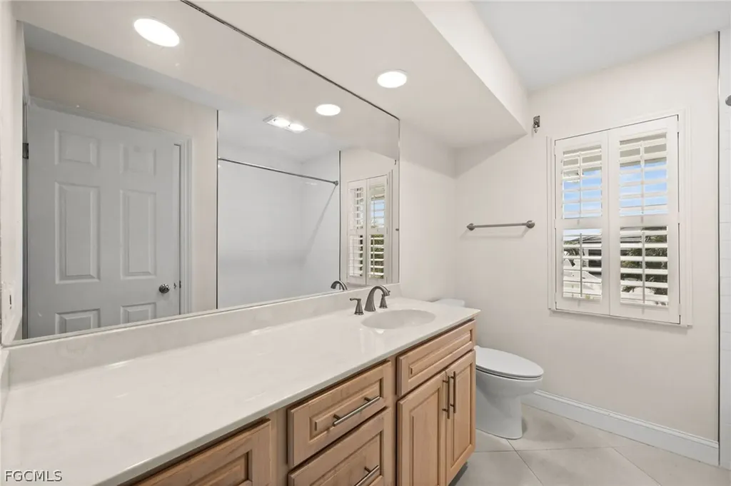 2193 Macadamia Street St. James City FL 33956