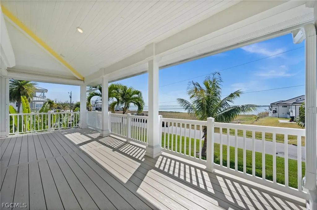 2193 Macadamia Street St. James City FL 33956