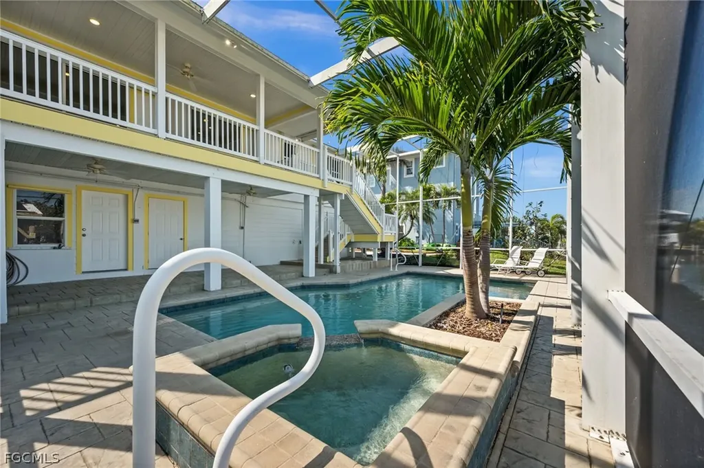 2193 Macadamia Street St. James City FL 33956