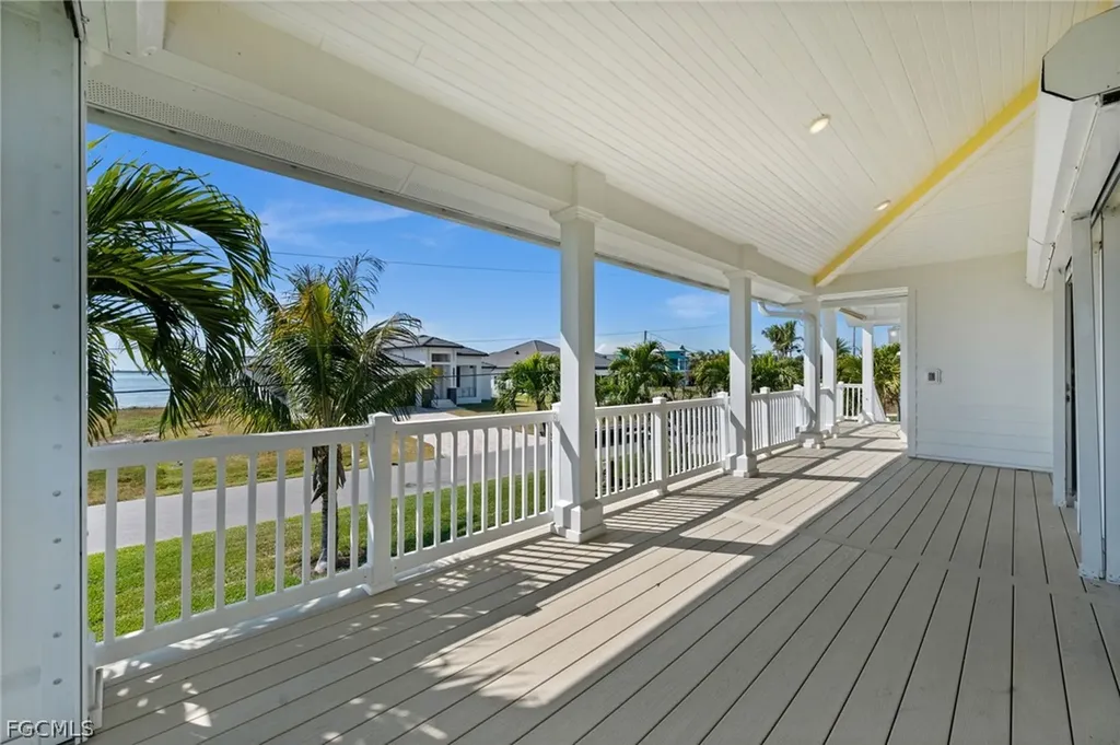 2193 Macadamia Street St. James City FL 33956