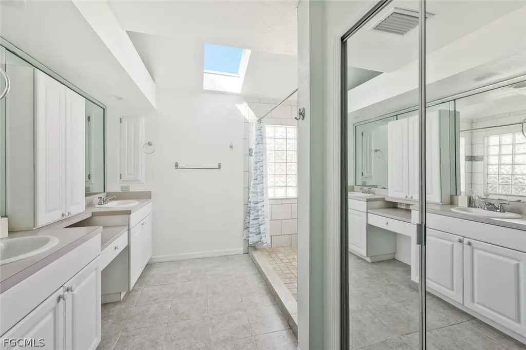 432 SE 17th Street Cape Coral FL 33990