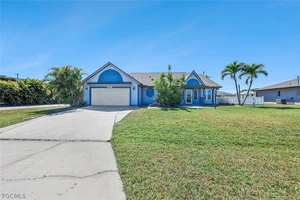 432 SE 17th Street Cape Coral FL 33990