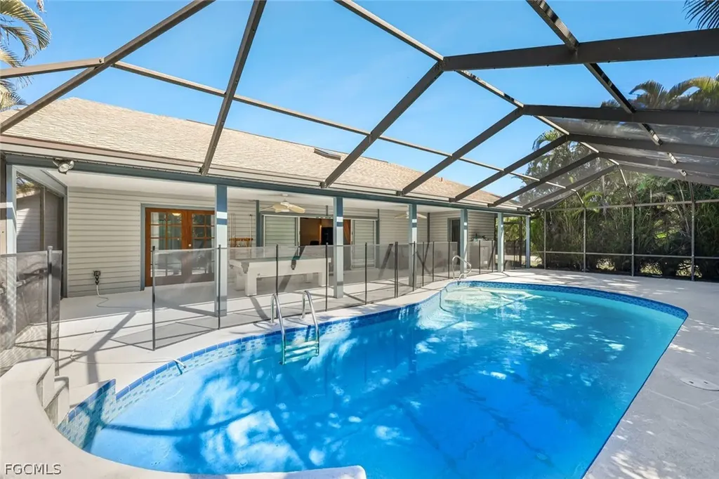 432 SE 17th Street Cape Coral FL 33990
