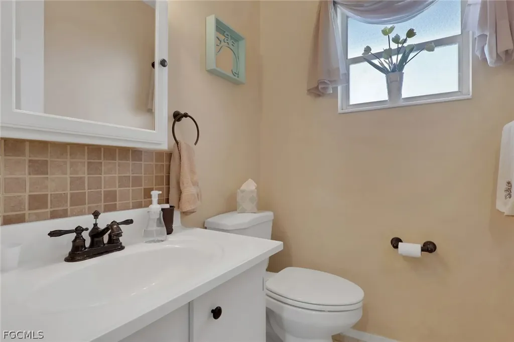 1407 Tropic Terrace North Fort Myers FL 33903