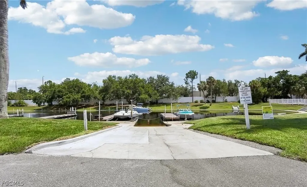 1407 Tropic Terrace North Fort Myers FL 33903