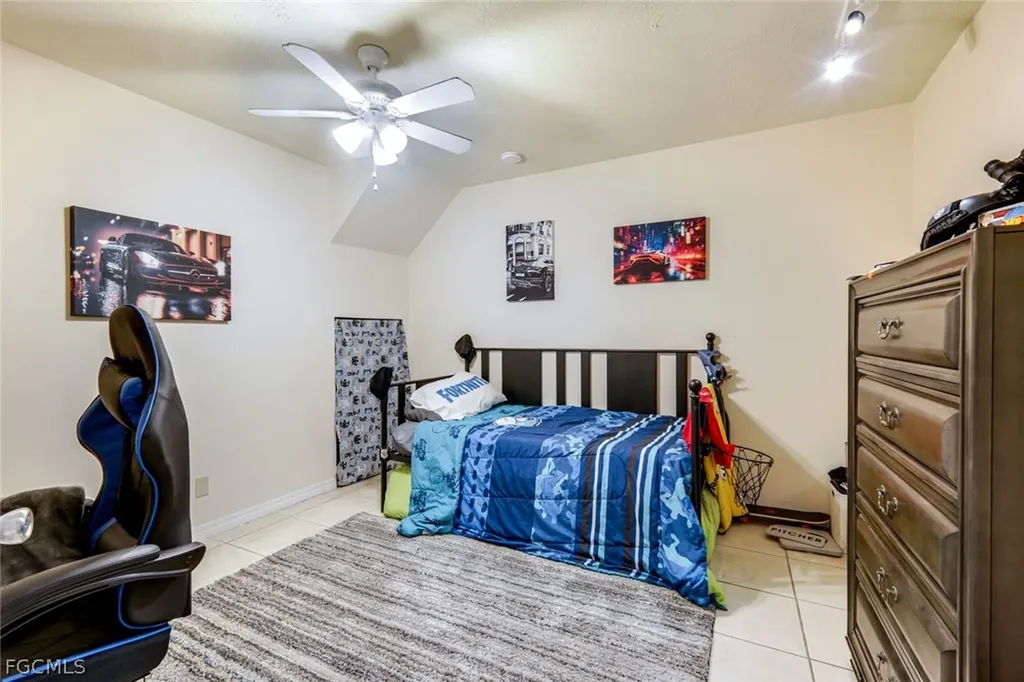 1410/ 1412 SE 8th Avenue Cape Coral FL 33990