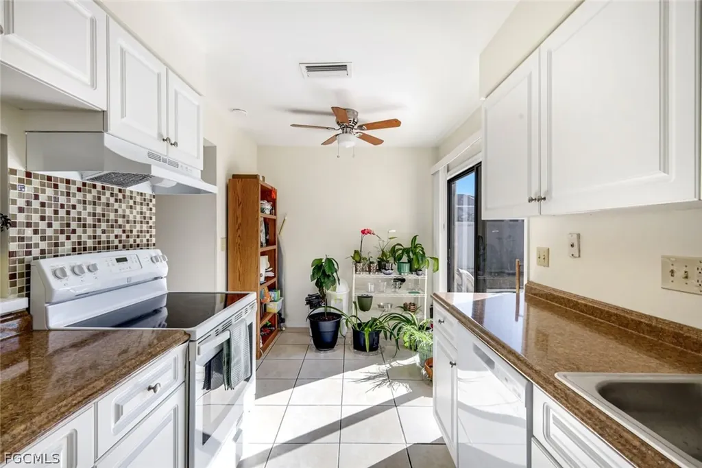 1410/ 1412 SE 8th Avenue Cape Coral FL 33990