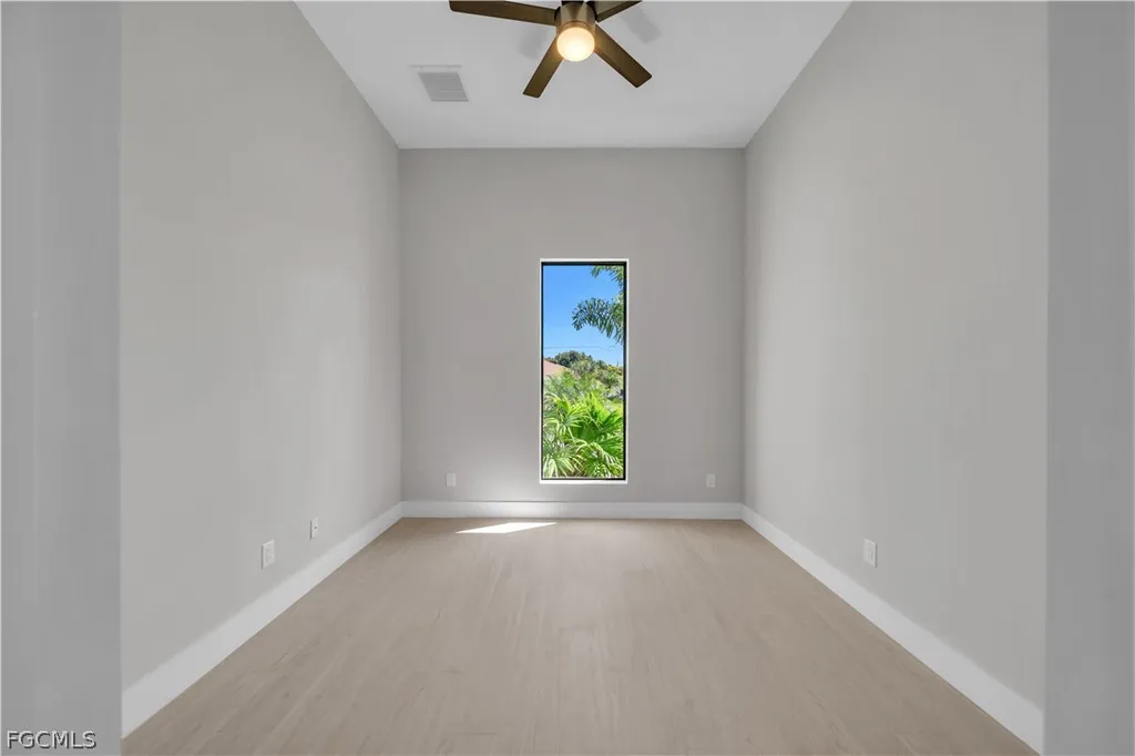 2858 SW 25th Place Cape Coral FL 33914