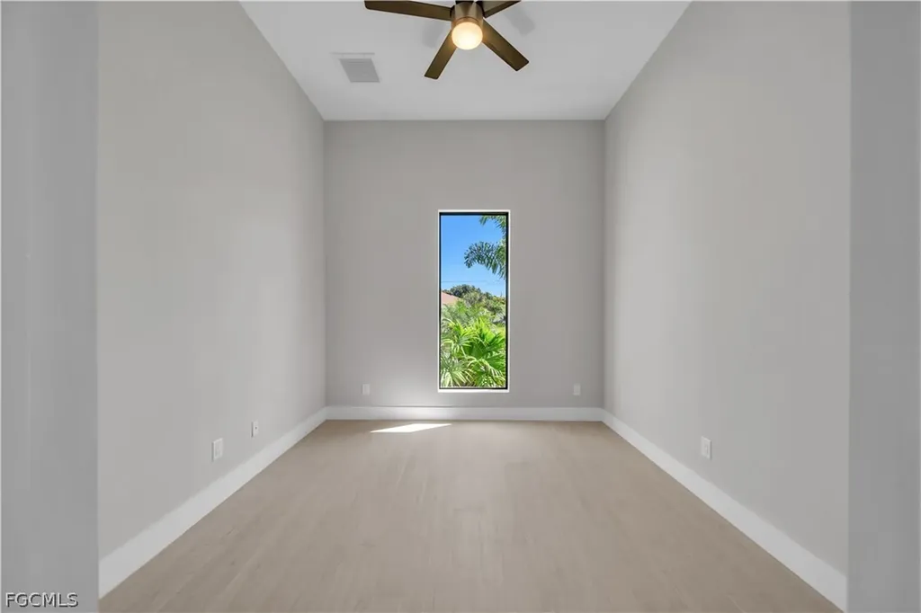 2858 SW 25th Place Cape Coral FL 33914