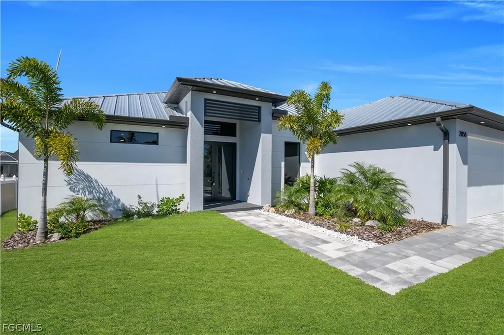 2858 SW 25th Place Cape Coral FL 33914