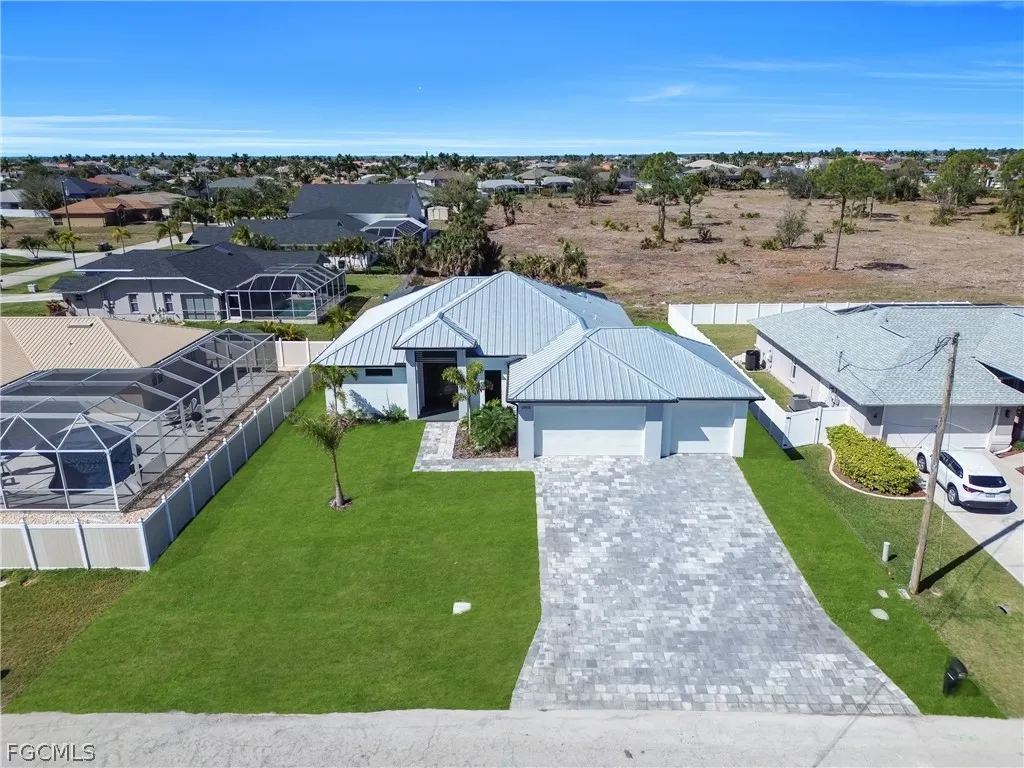2858 SW 25th Place Cape Coral FL 33914