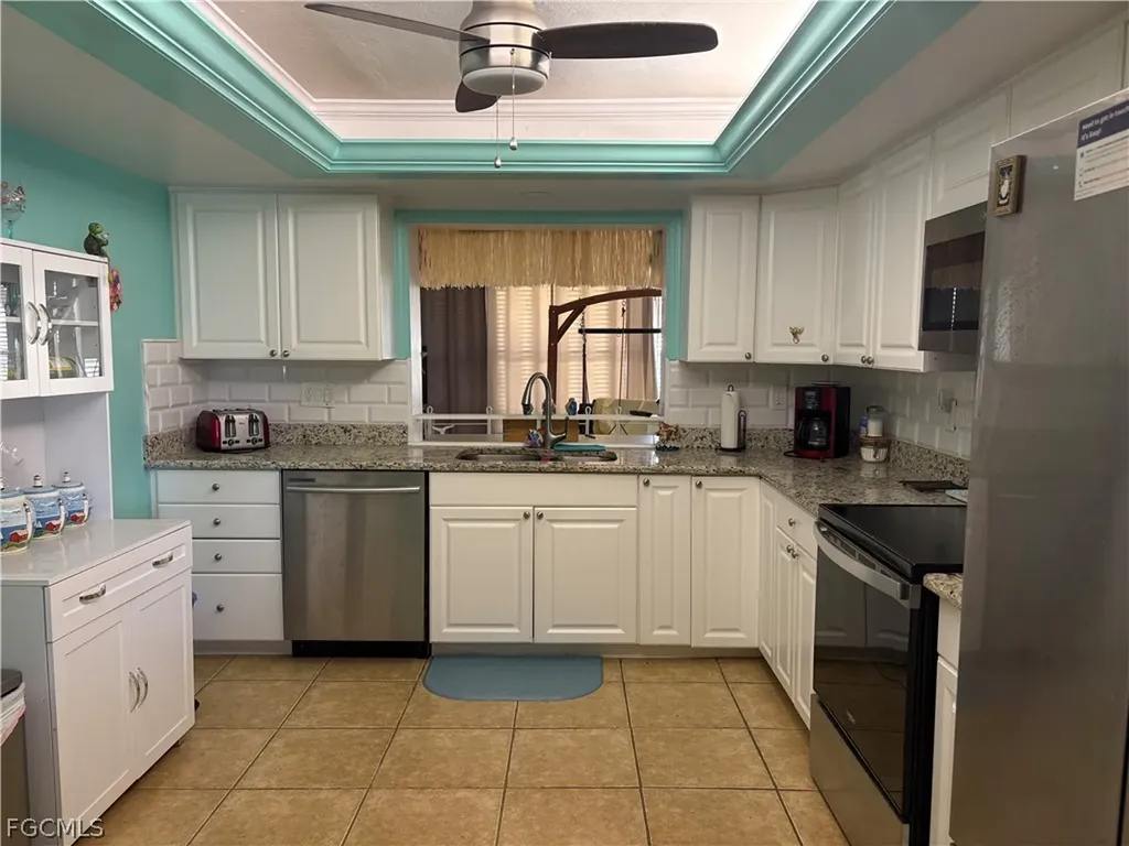 9850 Owlclover Street Fort Myers FL 33919