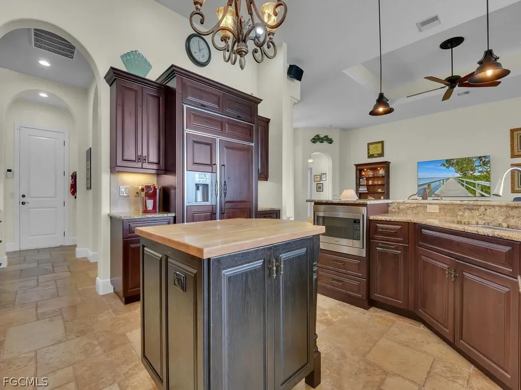 511 SW 53rd Terrace Cape Coral FL 33914