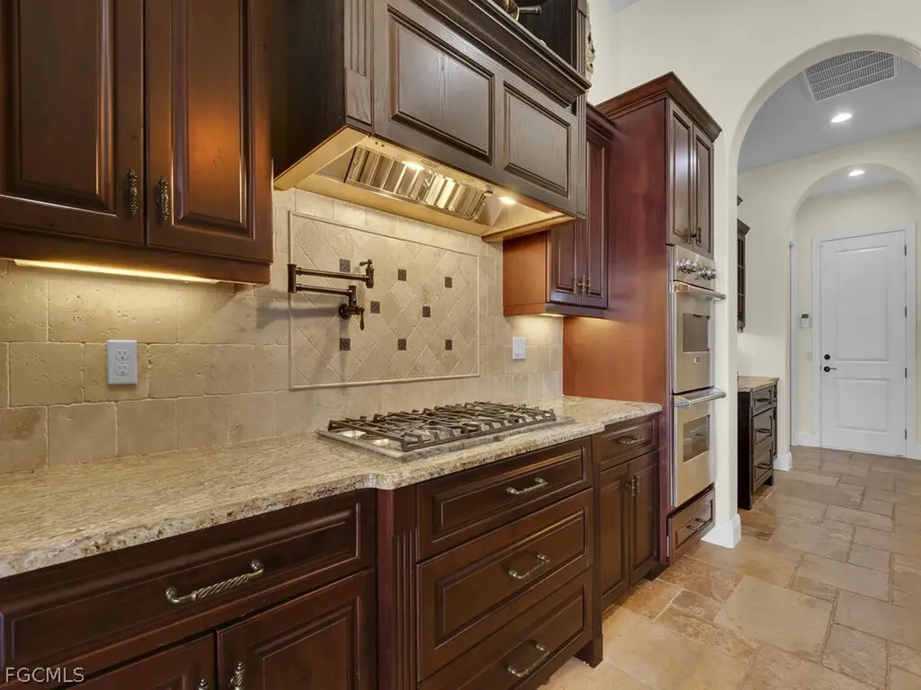 511 SW 53rd Terrace Cape Coral FL 33914