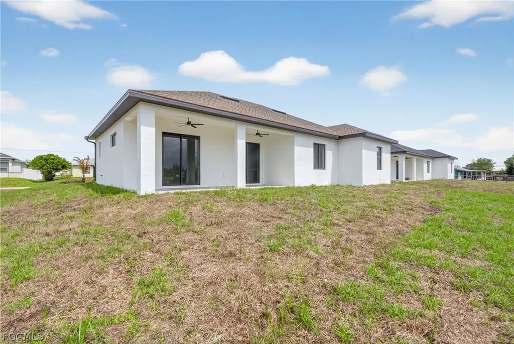 4105 10th Street W Lehigh Acres FL 33971