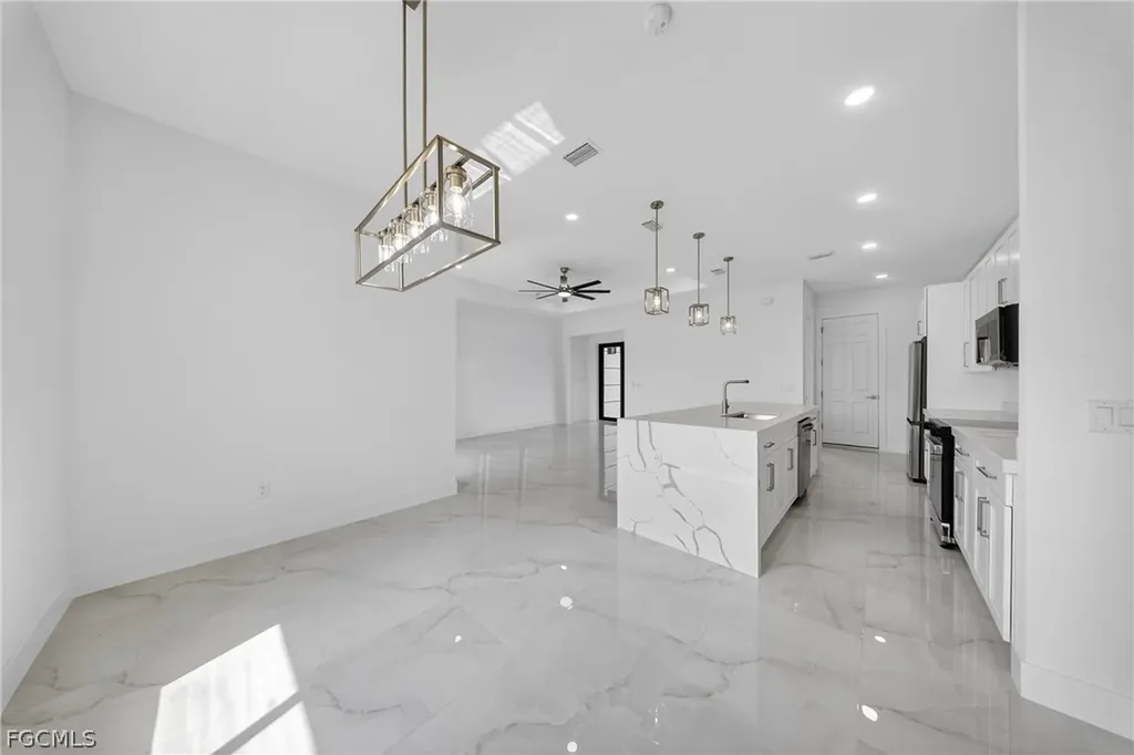 4105 10th Street W Lehigh Acres FL 33971