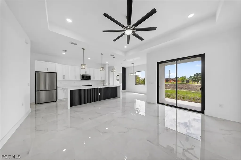 4105 10th Street W Lehigh Acres FL 33971