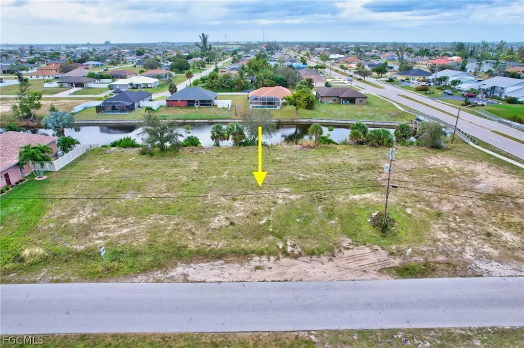 3206 SW 11th Place Cape Coral FL 33914