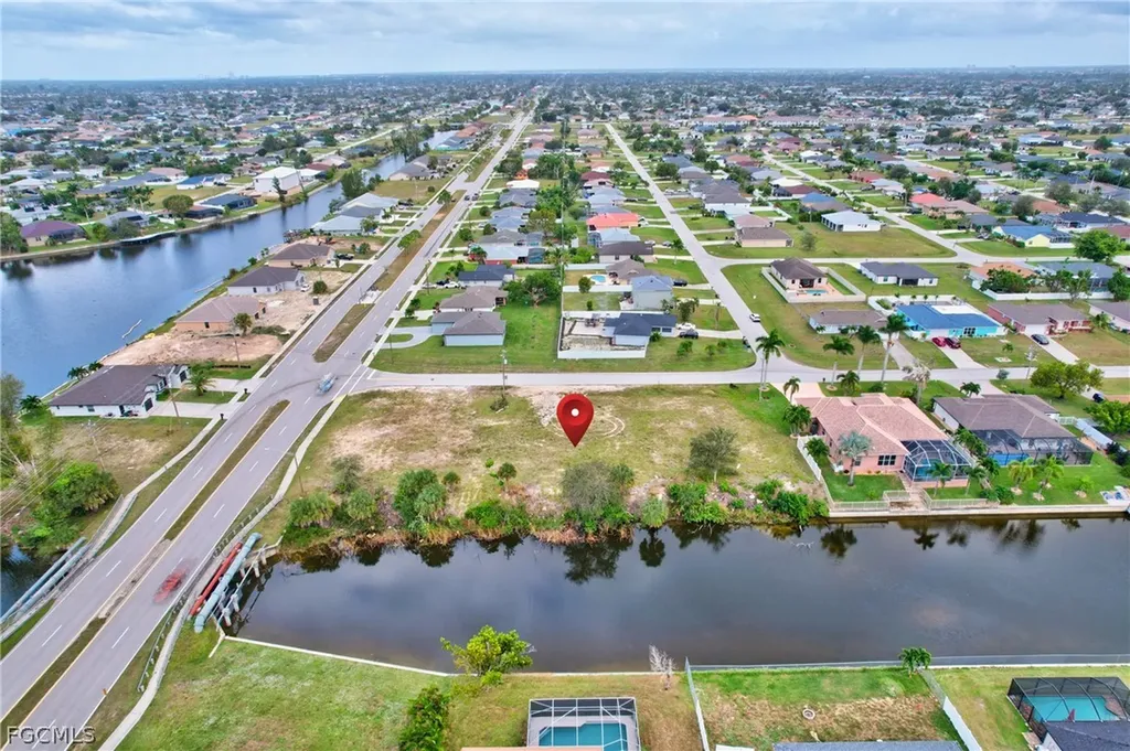 3206 SW 11th Place Cape Coral FL 33914