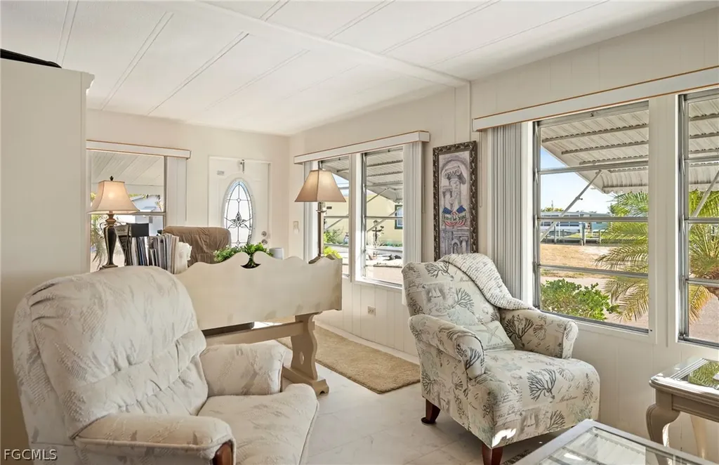 5523 Salem Lane North Fort Myers FL 33917