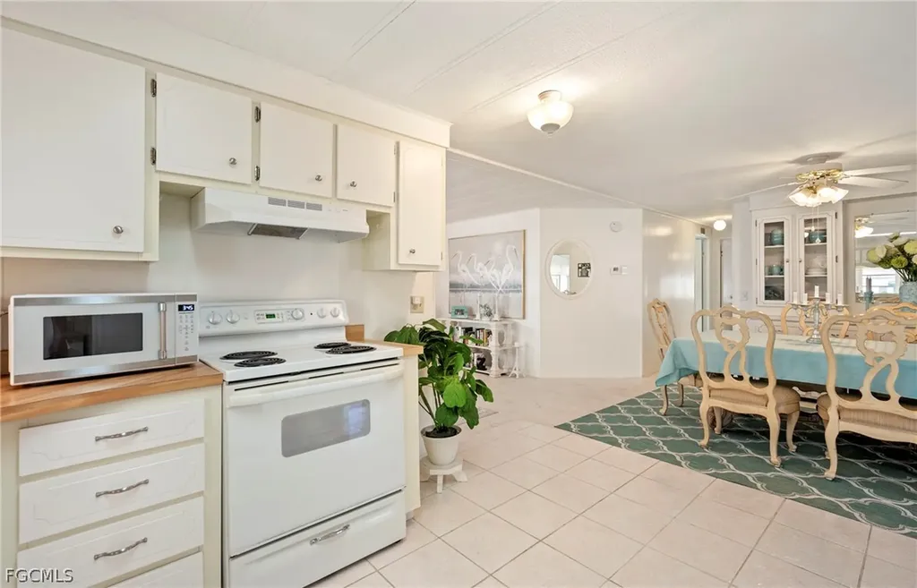 5523 Salem Lane North Fort Myers FL 33917