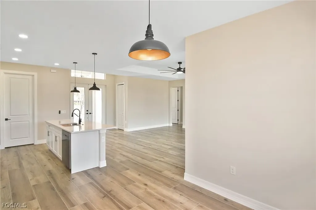 1406 NW 19th Street Cape Coral FL 33993