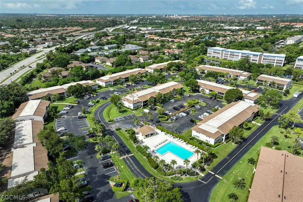 8121 S Woods Circle Fort Myers FL 33919