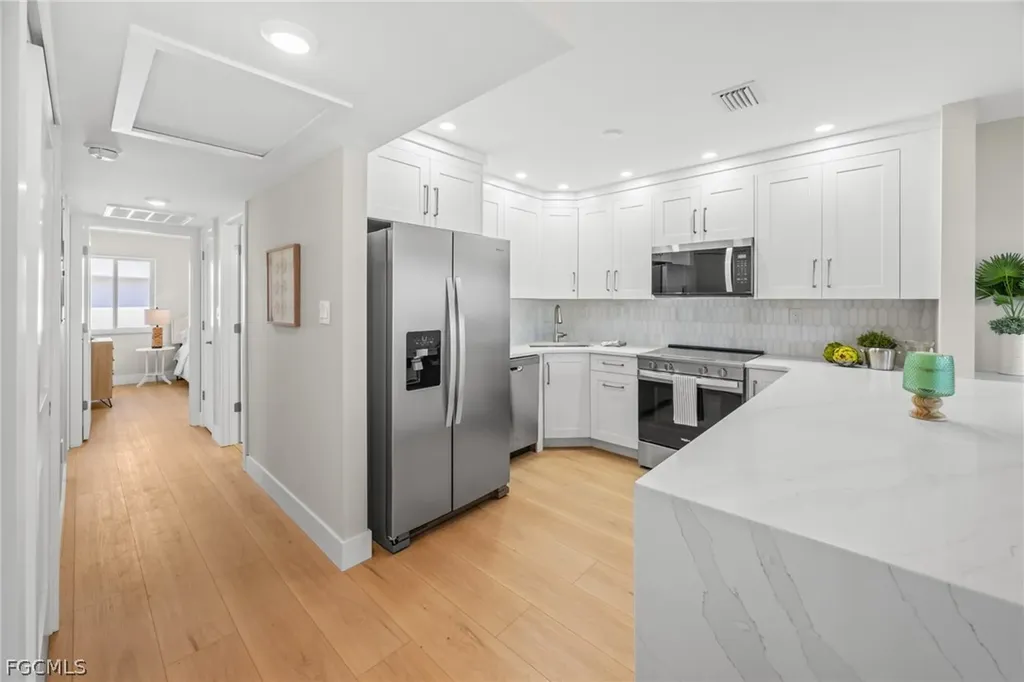 1341 Middle Gulf Drive Sanibel FL 33957