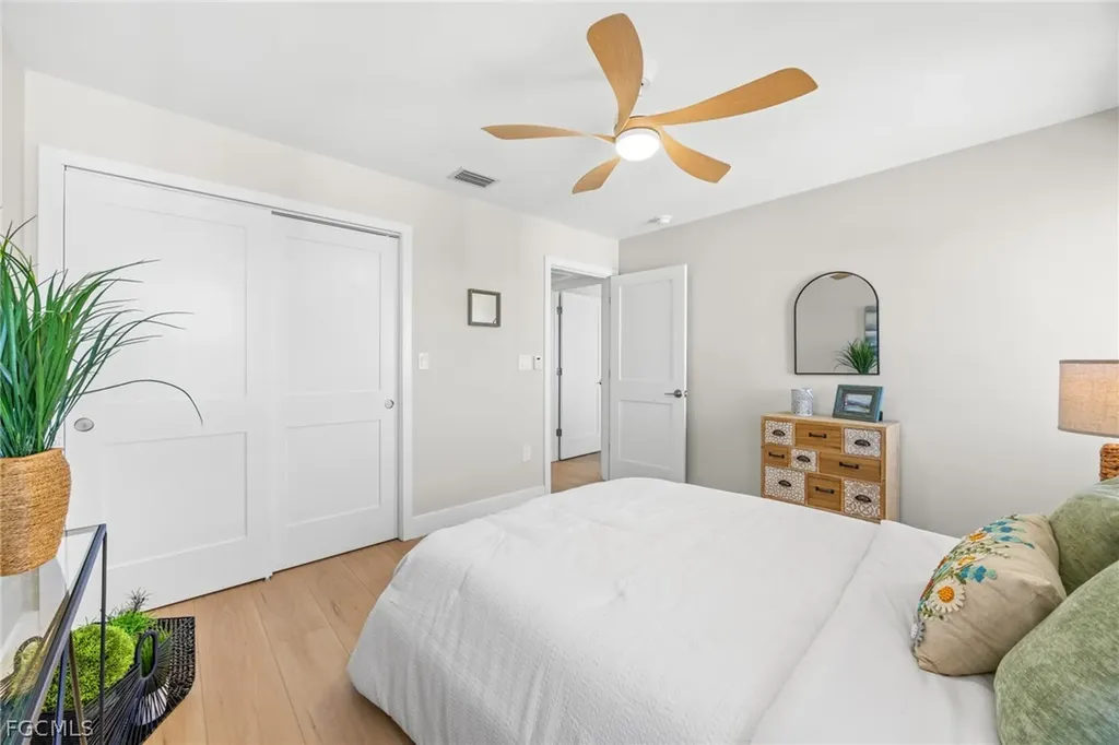 1341 Middle Gulf Drive Sanibel FL 33957