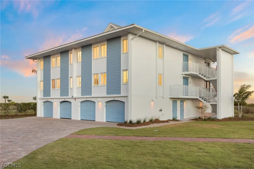 1341 Middle Gulf Drive Sanibel FL 33957