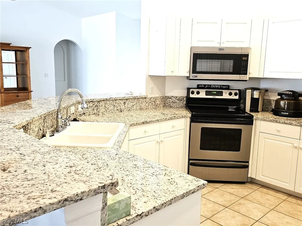 1811 Savona Parkway W Cape Coral FL 33914