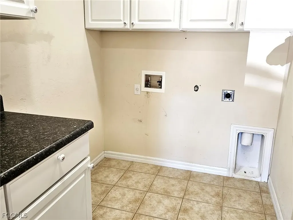 1811 Savona Parkway W Cape Coral FL 33914