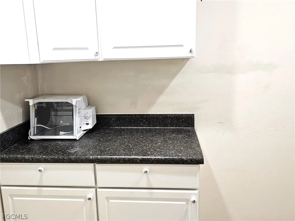 1811 Savona Parkway W Cape Coral FL 33914