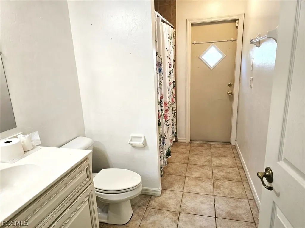 1811 Savona Parkway W Cape Coral FL 33914