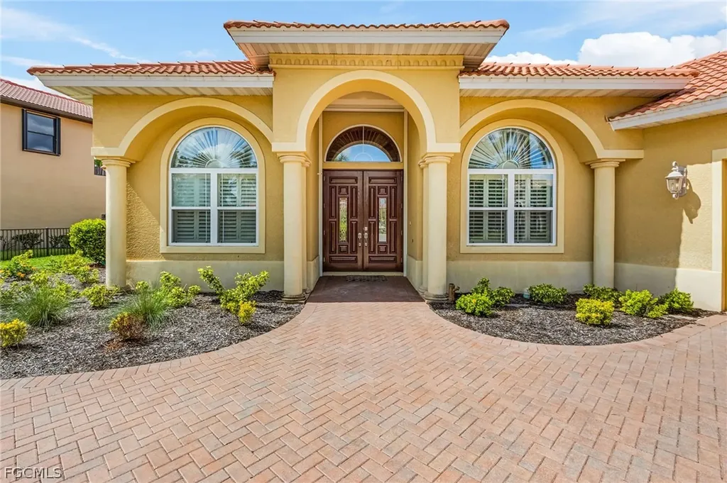 16056 Waterleaf Lane Fort Myers FL 33908