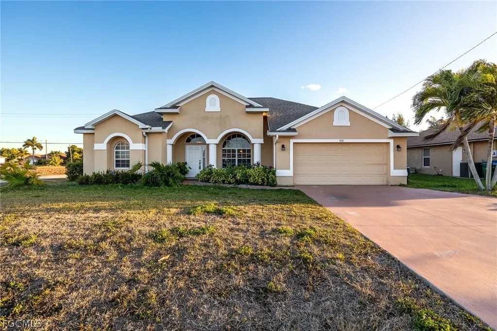 838 Gleason Parkway Cape Coral FL 33914