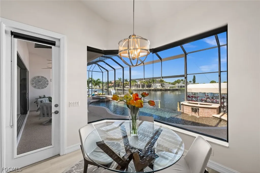 5205 Tamiami Court Cape Coral FL 33904