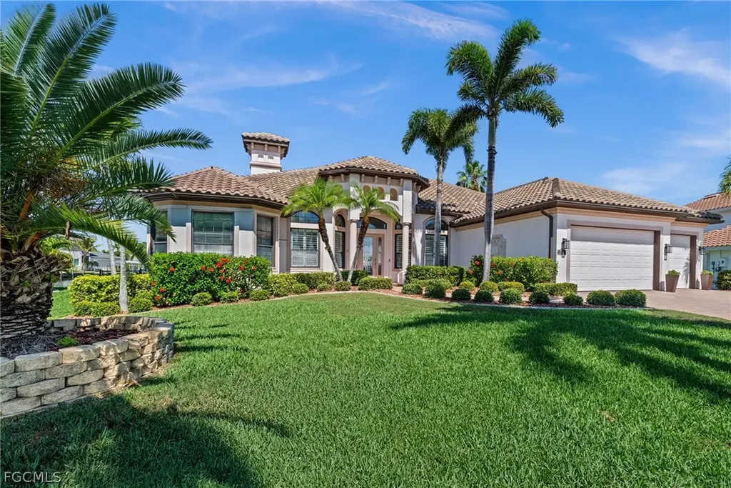 5205 Tamiami Court Cape Coral FL 33904