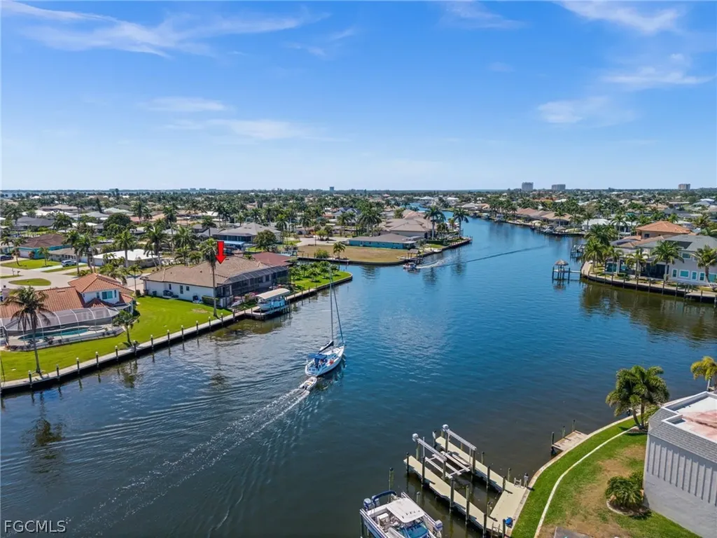 5205 Tamiami Court Cape Coral FL 33904