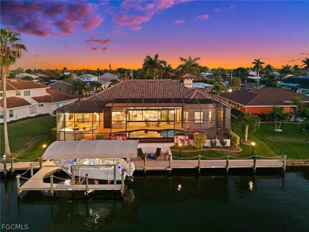 5205 Tamiami Court Cape Coral FL 33904