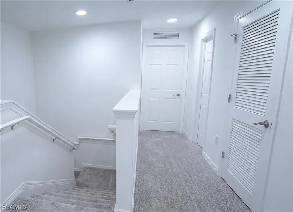 12109 Palm Cove Street Fort Myers FL 33913