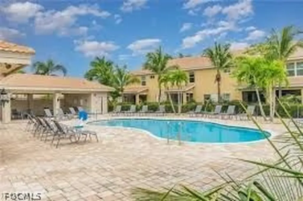 12109 Palm Cove Street Fort Myers FL 33913
