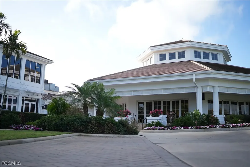 12109 Palm Cove Street Fort Myers FL 33913