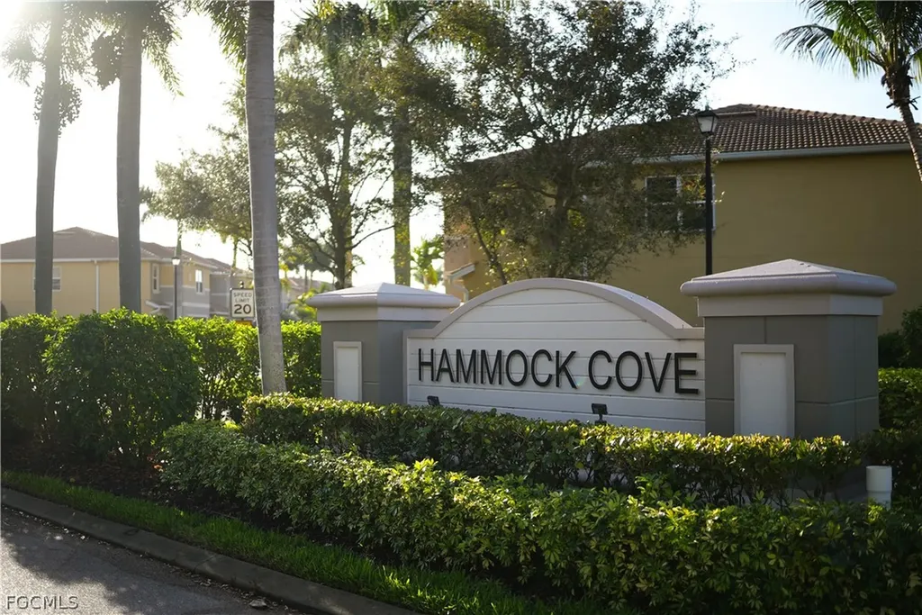 12109 Palm Cove Street Fort Myers FL 33913